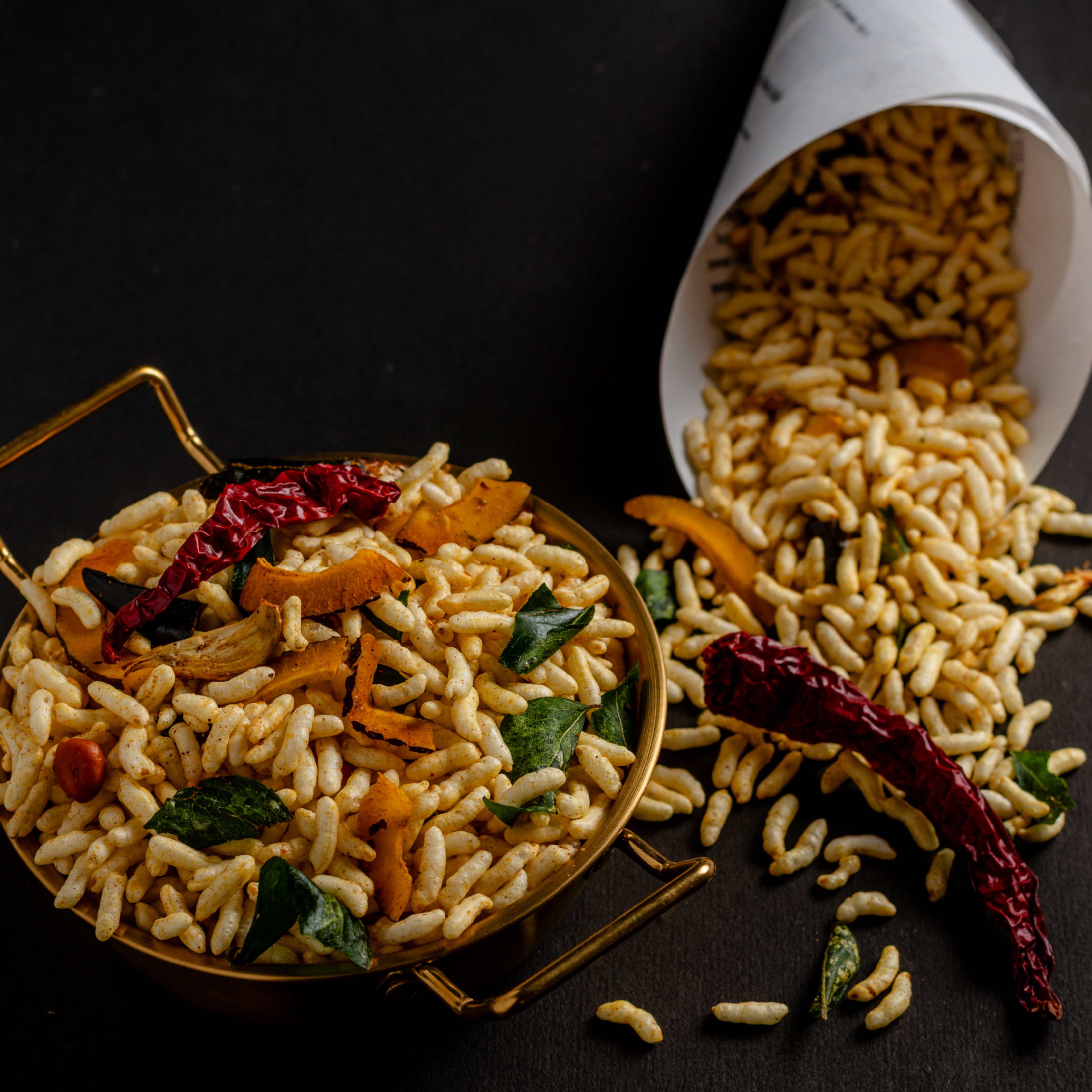 Buy Mysore Masala Kadlepuri online from World of Mysore Pak. A crunchy puffed rice snack with bold flavors.
